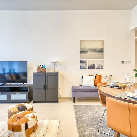 Incredible Views From This Classy Apt With Terrace Ντουμπάι Εξωτερικό φωτογραφία
