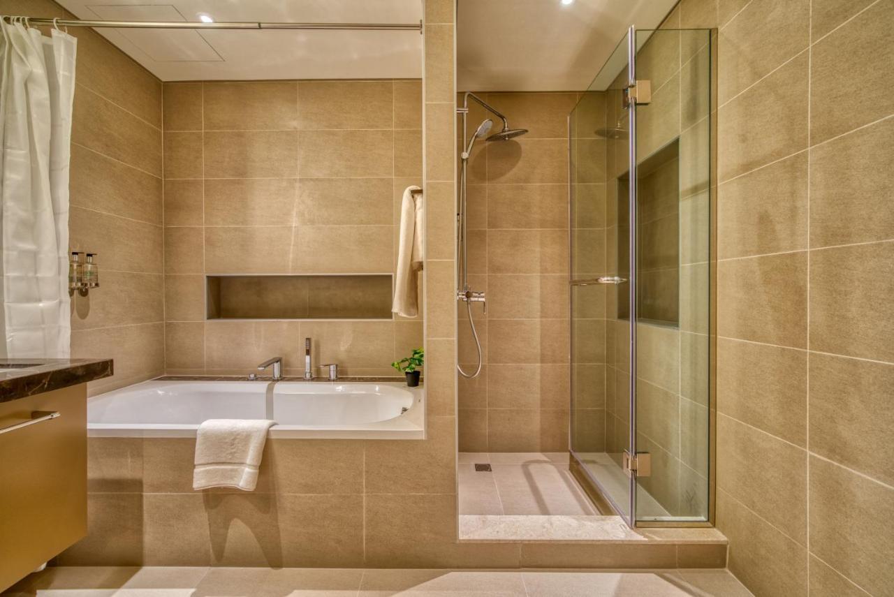Incredible Views From This Classy Apt With Terrace Ντουμπάι Εξωτερικό φωτογραφία